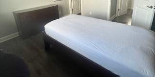 Miriana's room