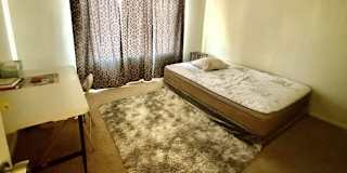Sarmi's room