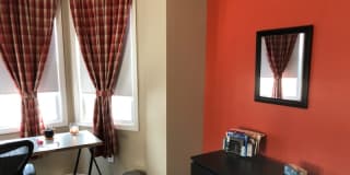 Thomas's room