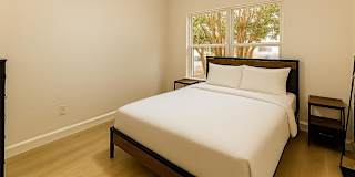 Magali A.'s room