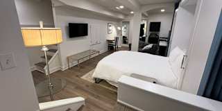 Lynn's room