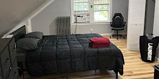 Ron's room