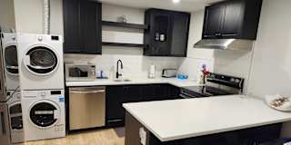 South Surrey - Grandview Heights's room