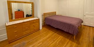 Jen's room