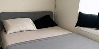 Olapo akinwumi's room