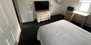 Donovan's room