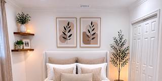 Alex Gonzalez's room