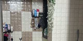 Himangi's room