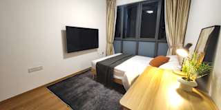 leong tie's room