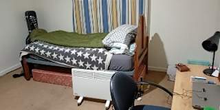 javier crosa's room