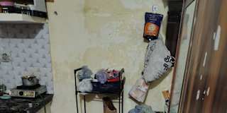 Divyanshu's room