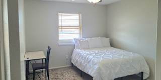 Promise Land Apartments's room