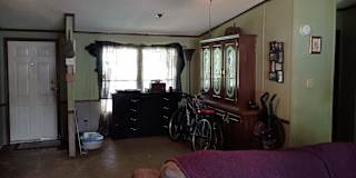Lisa's room