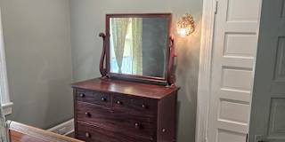 robert a gustafson's room