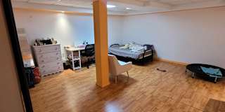 John Frantzis's room