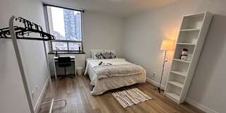 Housingfouryou's room