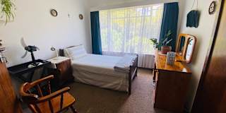 Tee's room