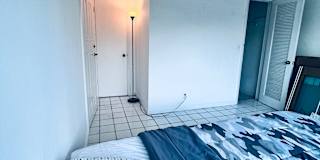 Yakory's room