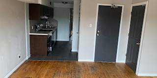 C Y's room