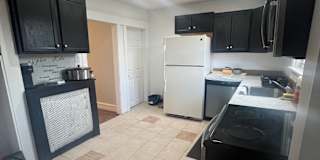 Room FOR RENT's room