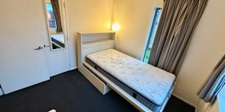 Albin's room