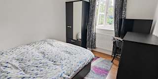 Azhar thompson's room