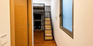 alex tan's room