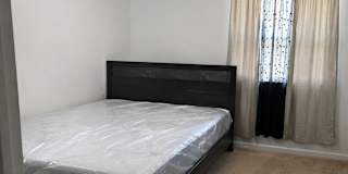 Valerie D's room