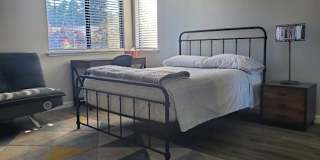 Carlos's room