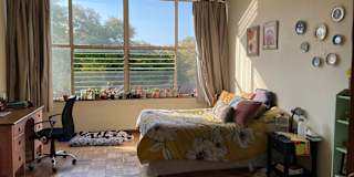 Salma Tanaka's room