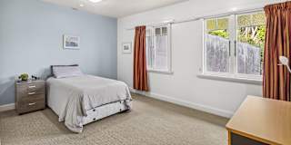 JO-ANN's room