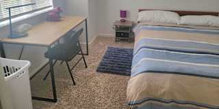 Linh's room
