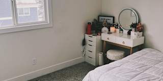 Deeya's room