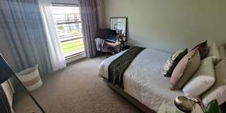 Leon's room