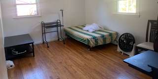 Ming's room