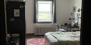 Carole's room
