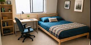 Ron JAehn's room