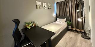 Claudia's room