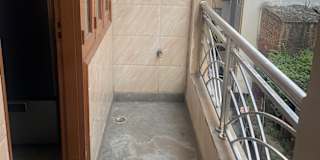 Anuj Papneja's room