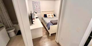Andrés's room