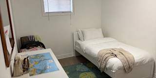 Ali's room
