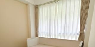 Amos Wong's room