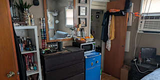 Ron Furuyama's room