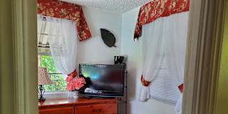 Jebbie's room