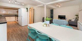 Home Accommodation's room