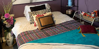 Sylvia OWNER living On Site acceptg ODSP ON Works Retirees Widow Widower Contractor Builder Mason's room