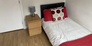 Donna's room