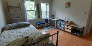 Jo's room