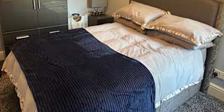 Newly furnished and decorated's room
