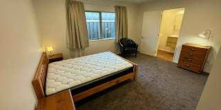 Fon's room